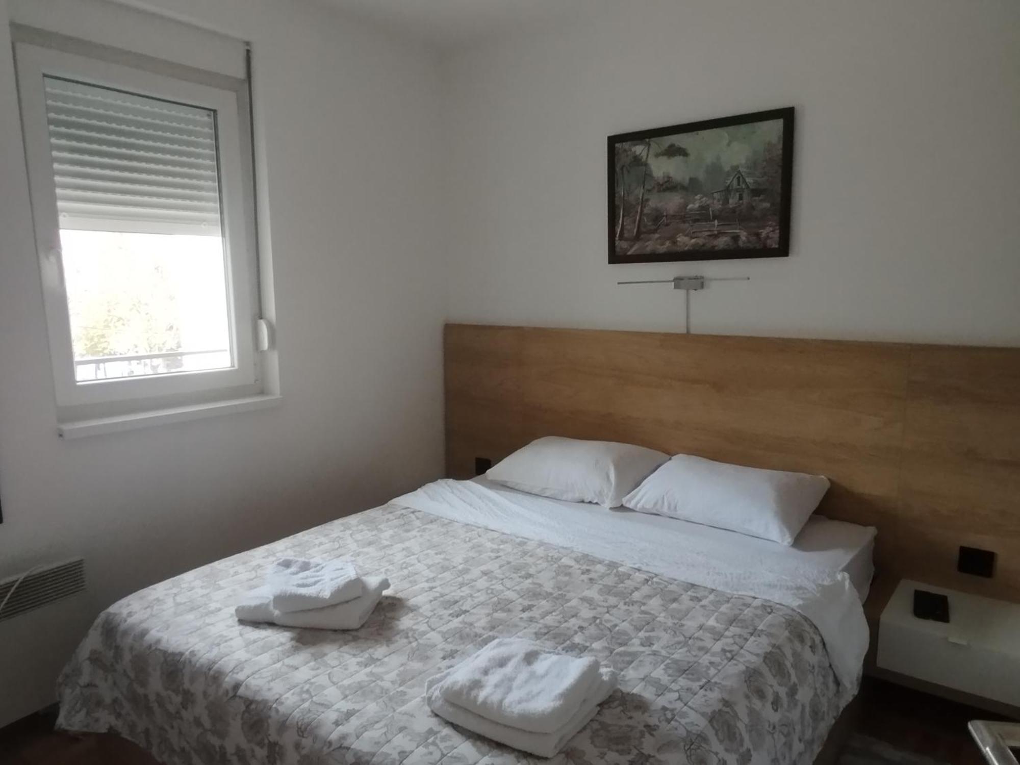 Vrnjačka BanjaCvetkovic Lux Аpartmani & Free Garazaアパートメント 部屋 写真